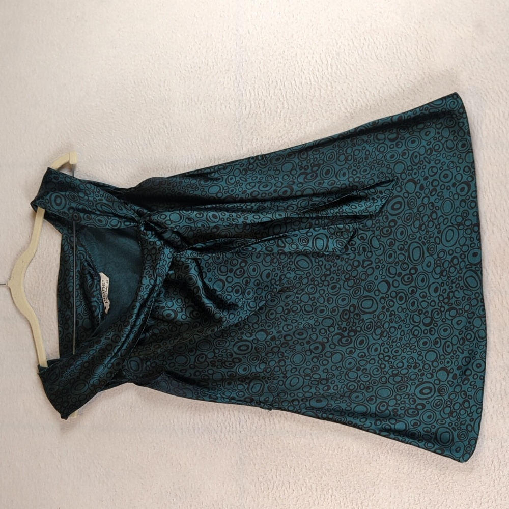 Puane Women's Turquoise Abstract Artsy Satin Blouse‎ Size M